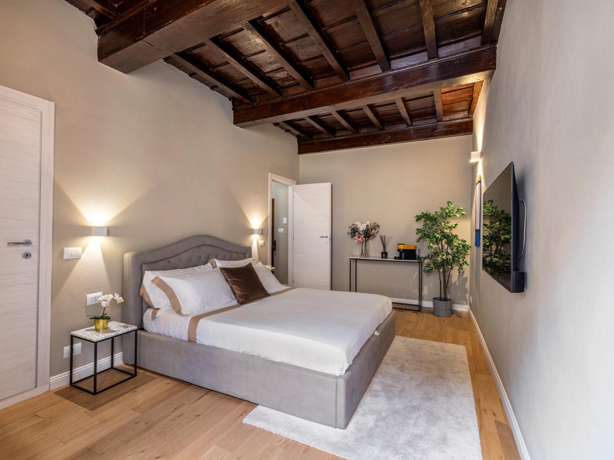 Santa Croce Luxury Suite - Dolcevita Holiday Florence Ngoại thất bức ảnh